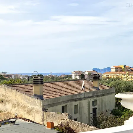Restored Historic Mansion Paterno With Exclusive Pool, Wifi And Ac For 20 People Alghero