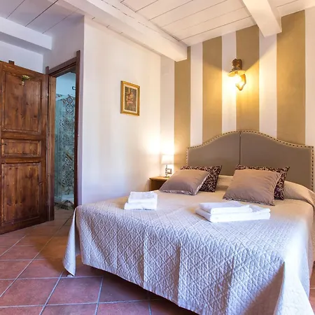 Restored Historic Mansion Paterno With Exclusive Pool, Wifi And Ac For 20 People Alghero
