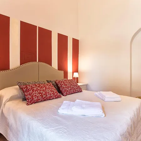 Villa Restored Historic Mansion Paterno With Exclusive Pool, Wifi And Ac For 20 People *