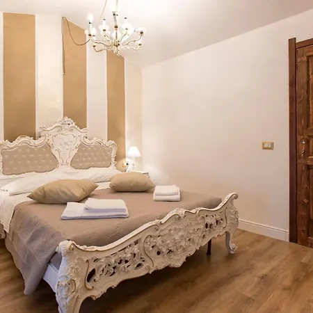 Restored Historic Mansion Paterno With Exclusive Pool, Wifi And Ac For 20 People ヴィラ アルゲーロ