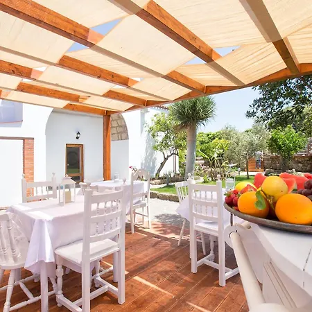 ヴィラ Restored Historic Mansion Paterno With Exclusive Pool, Wifi And Ac For 20 People アルゲーロ