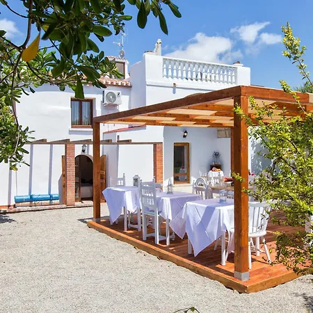 Restored Historic Mansion Paterno With Exclusive Pool, Wifi And Ac For 20 People Alghero