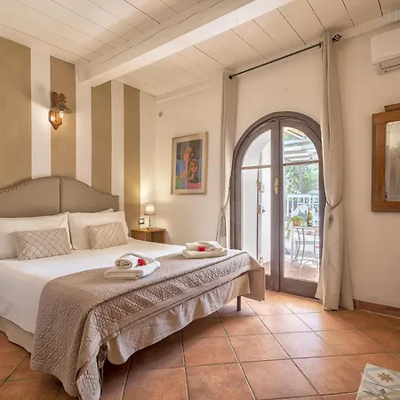 فيلة Restored Historic Mansion Paterno With Exclusive Pool, Wifi And Ac For 20 People ألغيرو