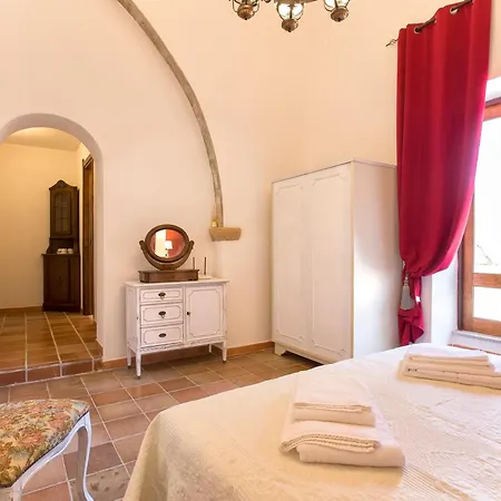 فيلة Restored Historic Mansion Paterno With Exclusive Pool, Wifi And Ac For 20 People