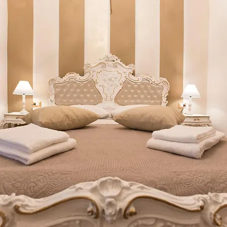 Restored Historic Mansion Paterno With Exclusive Pool, Wifi And Ac For 20 People فيلة ألغيرو