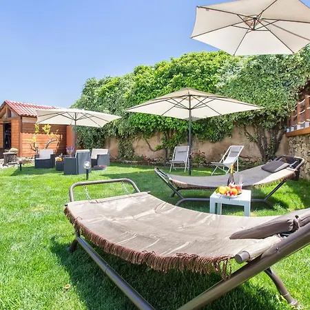 فيلة Restored Historic Mansion Paterno With Exclusive Pool, Wifi And Ac For 20 People *