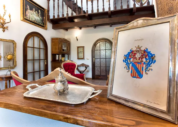 Restored Historic Mansion Paterno With Exclusive Pool, Wifi And Ac For 20 People *