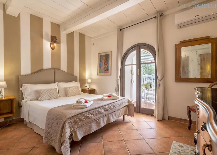 Villa Restored Historic Mansion Paterno With Exclusive Pool, Wifi And Ac For 20 People Alghero