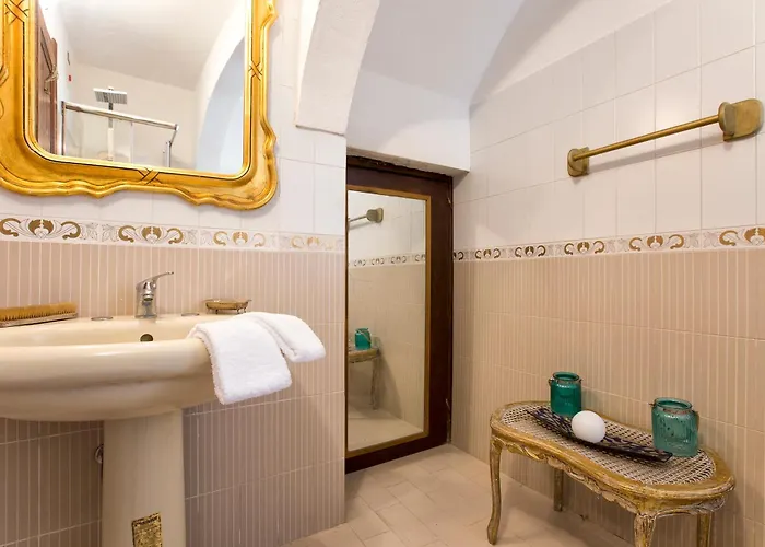 Restored Historic Mansion Paterno With Exclusive Pool, Wifi And Ac For 20 People *