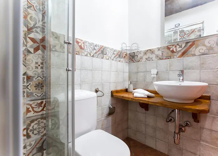 Restored Historic Mansion Paterno With Exclusive Pool, Wifi And Ac For 20 People Villa *