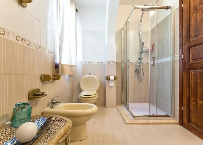 Restored Historic Mansion Paterno With Exclusive Pool, Wifi And Ac For 20 People