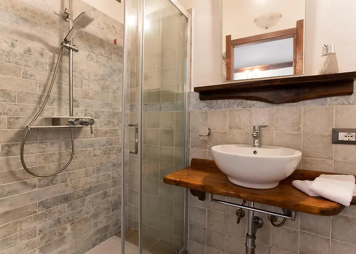 Restored Historic Mansion Paterno With Exclusive Pool, Wifi And Ac For 20 People Alghero