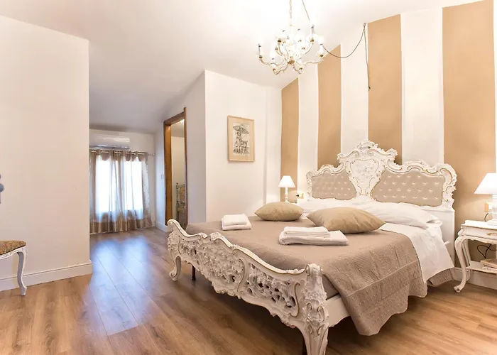 Villa Restored Historic Mansion Paterno With Exclusive Pool, Wifi And Ac For 20 People Alghero