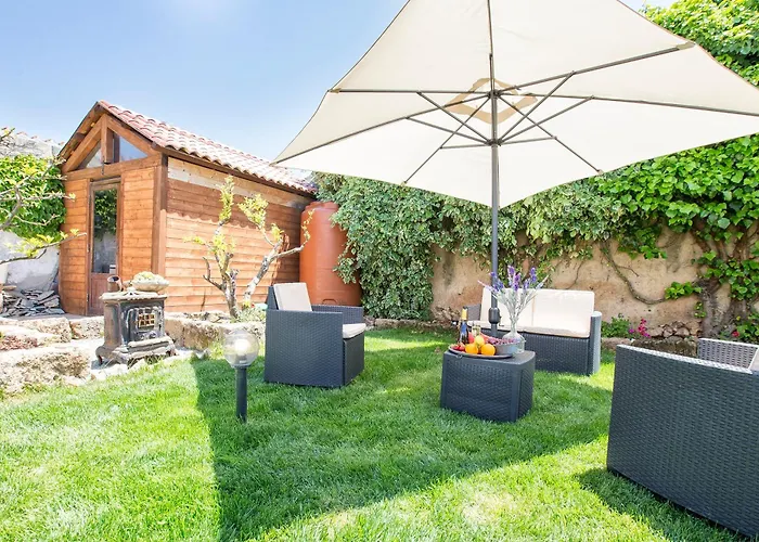 Villa Restored Historic Mansion Paterno With Exclusive Pool, Wifi And Ac For 20 People *