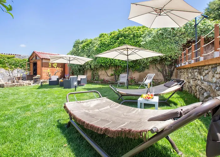 Villa Restored Historic Mansion Paterno With Exclusive Pool, Wifi And Ac For 20 People *