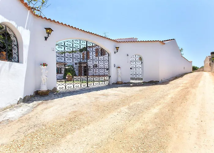 Restored Historic Mansion Paterno With Exclusive Pool, Wifi And Ac For 20 People