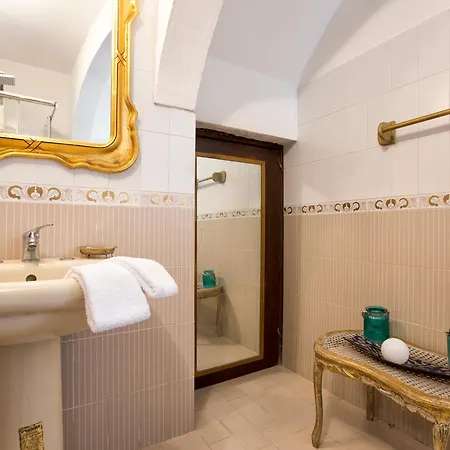 Restored Historic Mansion Paterno With Exclusive Pool, Wifi And Ac For 20 People *