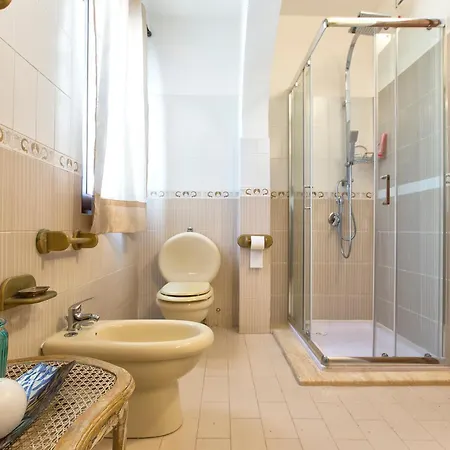 Restored Historic Mansion Paterno With Exclusive Pool, Wifi And Ac For 20 People